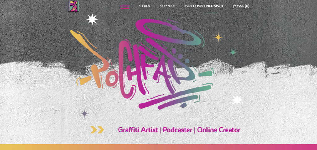 site-bizarre Site web de portfolio Pochfad créé avec le créateur de sites internet de Hostinger